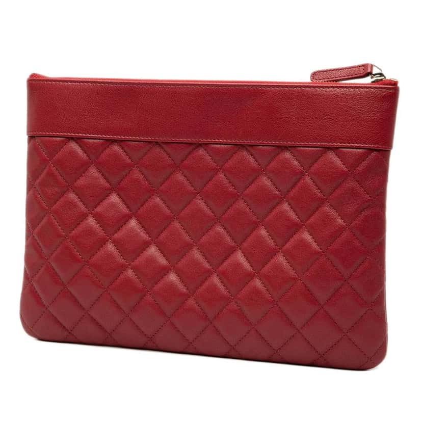 Chanel Medium Quilted Sheepskin Mademoiselle O Case Clutch Red Leather Good condition - Back View