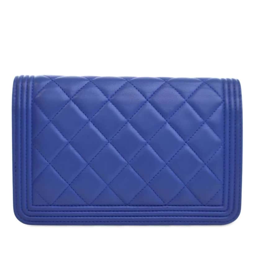 Chanel Quilted Lambskin Boy Wallet On Chain Blue Leather Good condition - Inside View
