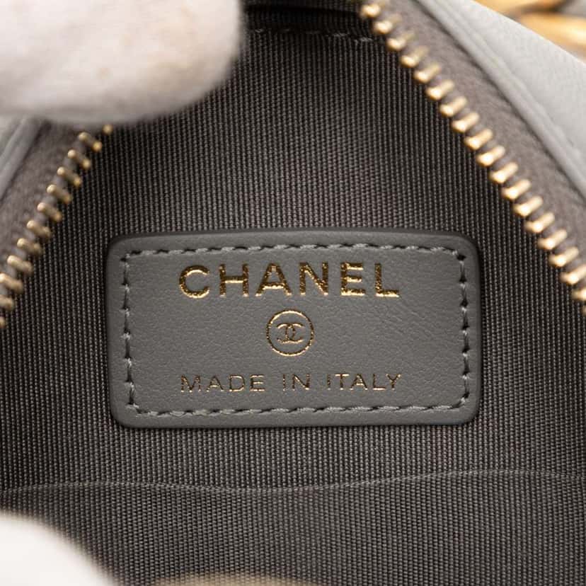 Chanel Lambskin 19 Round Clutch with Chain Grey Leather Good condition - Box View