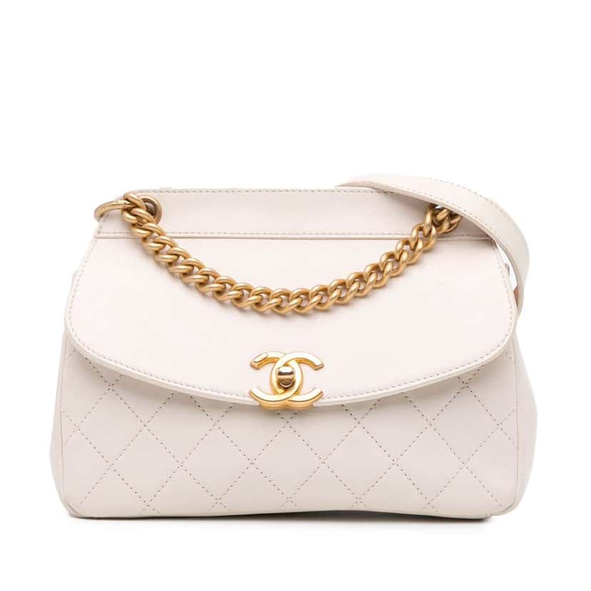 Chanel Quilted Lambskin Curved Flap White Leather Good condition - Front View