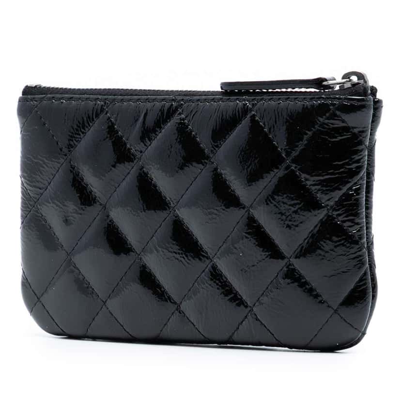 Chanel CC Quilted Patent Pouch Black Leather Good condition - Back View