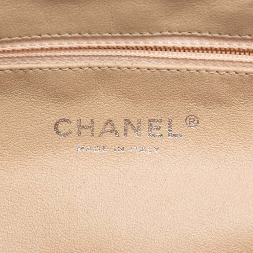 Chanel Quilted Lambskin Timeless Kisslock Clutch Brown Leather Good condition - Box View