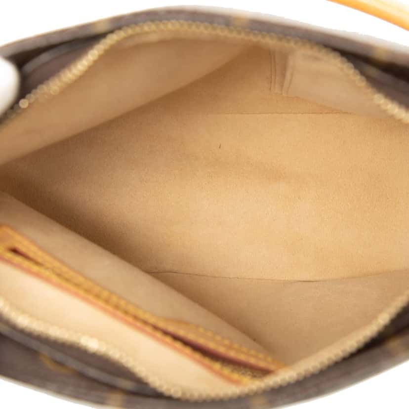 Louis Vuitton Monogram Looping MM Brown Good condition - Model View