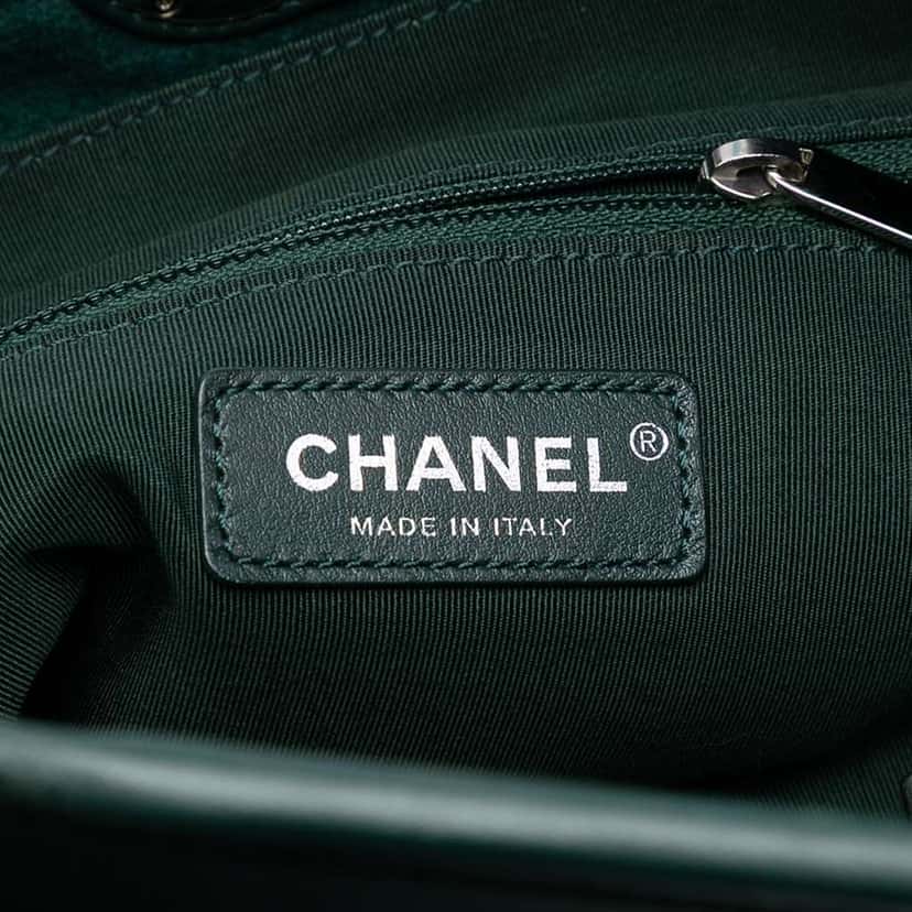 Chanel Extra Large Stitched Wool and Calfskin 31 Shopping Bag Green Wool Very good condition - Box View