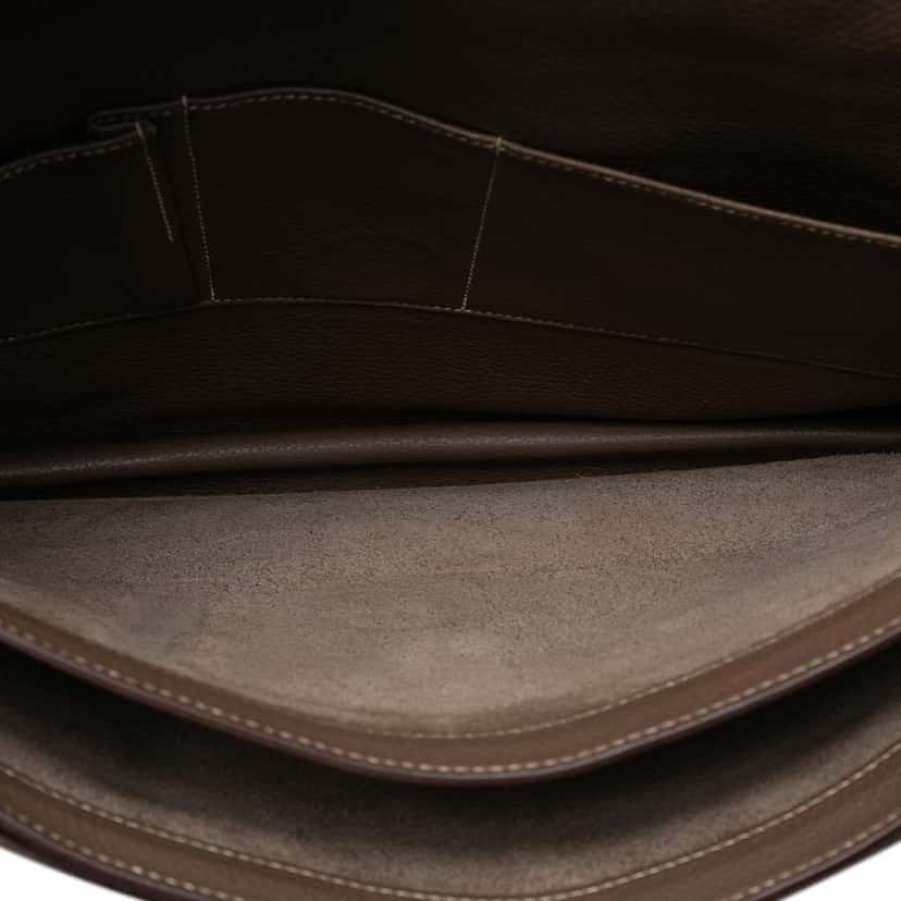 Hermès Togo Sac a Depeches 40 Brown Leather Good condition - Model View