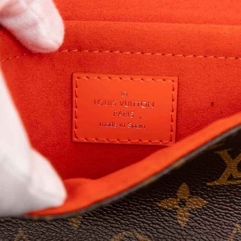 Louis Vuitton Monogram Epi Saint Michel Brown Good condition - Box View