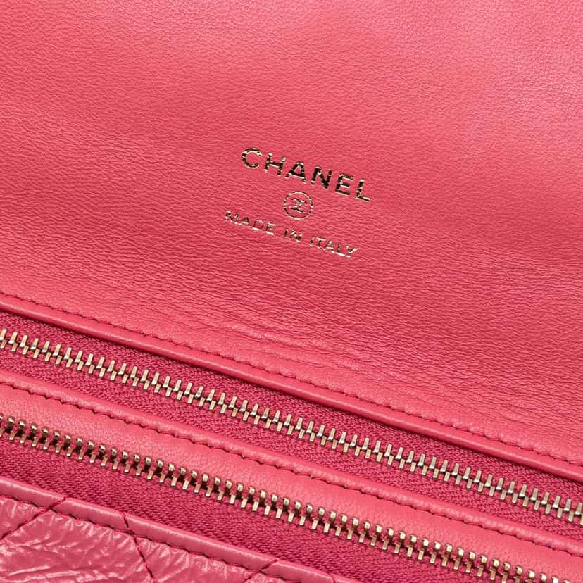 Chanel Crumpled Calfskin 31 Clutch Pink Leather Good condition - Box View