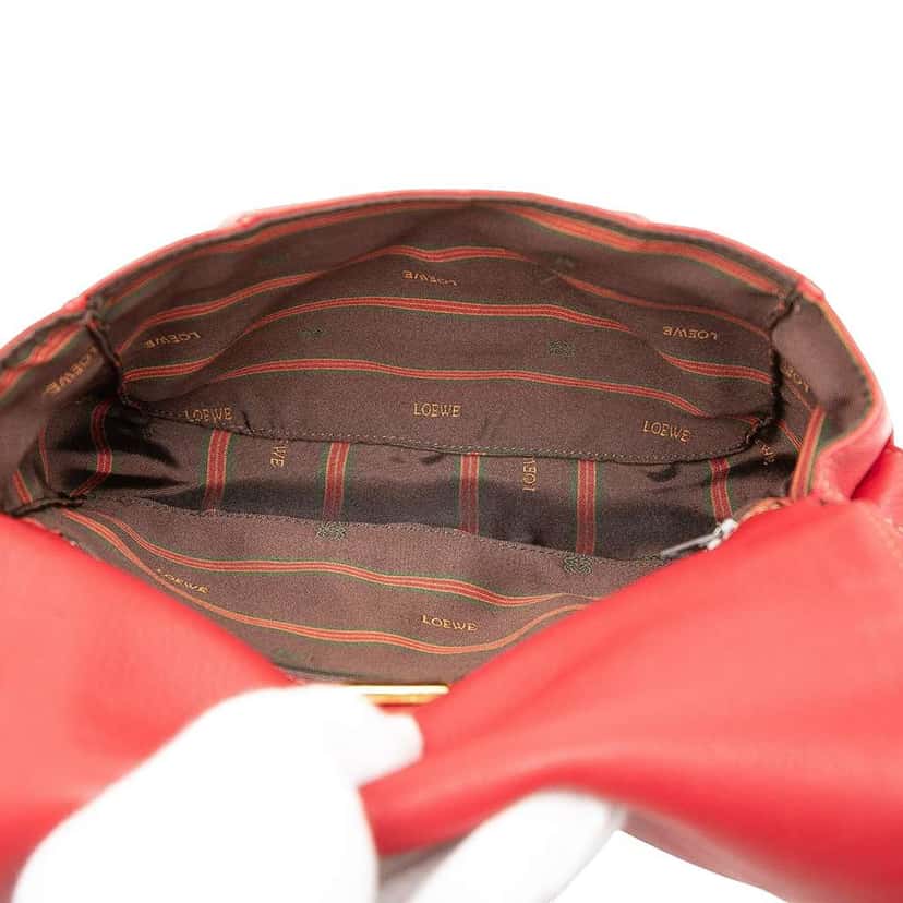 Loewe Leather Anagram Flap Crossbody Red Leather Good condition - Model View