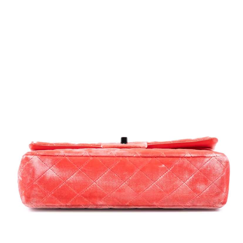 Chanel Medium Classic Velvet Double Flap Red Velvet Very good condition - Inside View