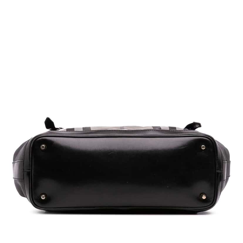 Burberry Beat Check Nylon Ellers Satchel Grey Good condition - Inside View