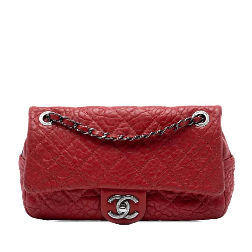 Chanel Small Quilted Distressed Calfskin Easy Flap Red Leather Good condition - Front View
