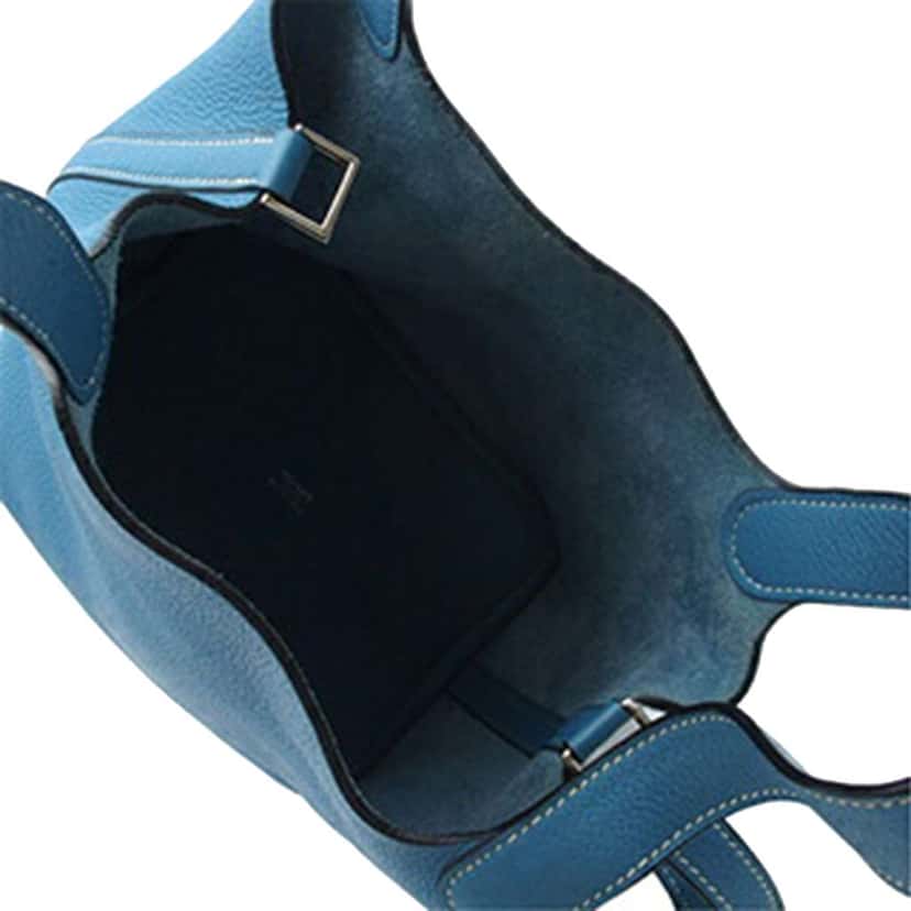 Hermès Clemence Picotin 18 Blue Leather Good condition - Model View