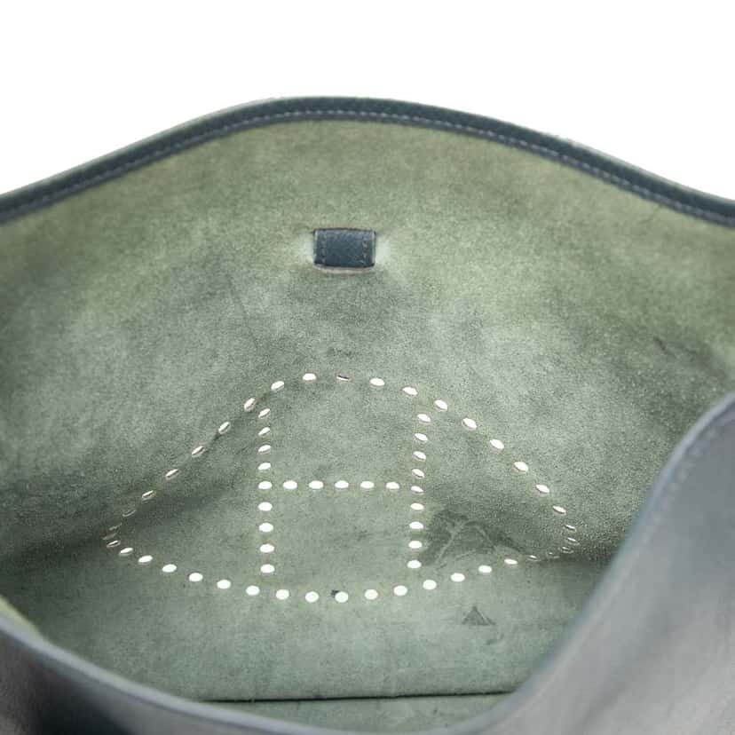 Hermès Clemence Evelyne GM Blue Leather Good condition - Box View