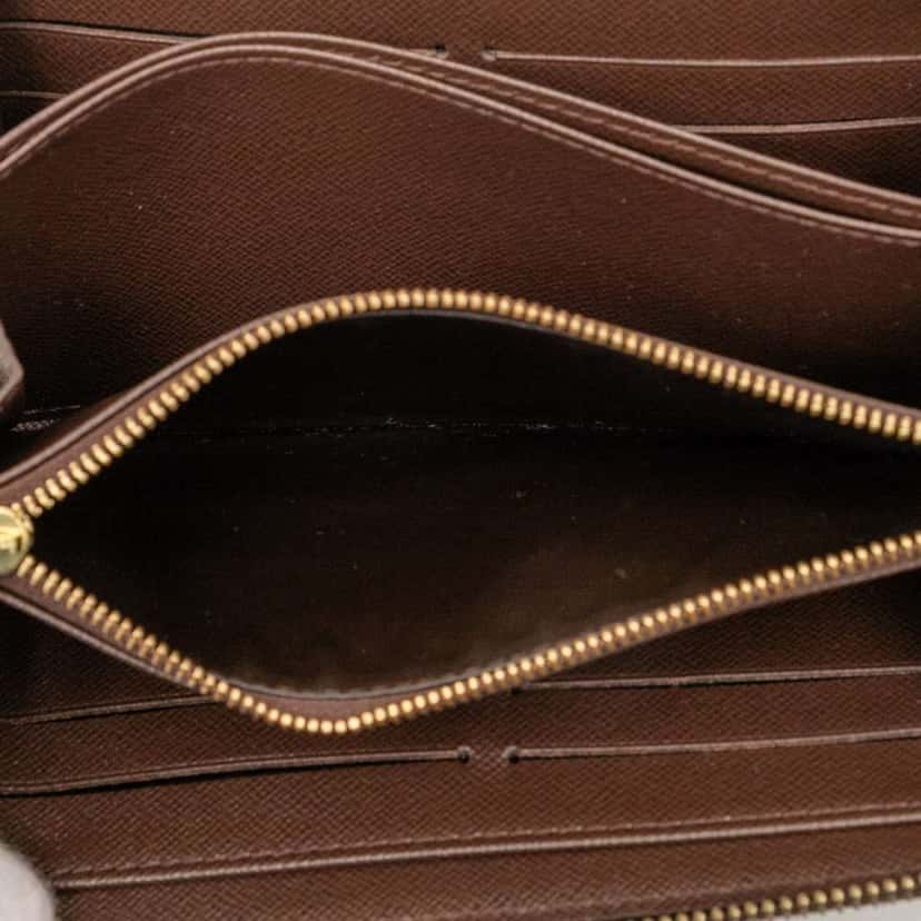 Louis Vuitton Damier Ebene Zippy Long Wallet Brown Good condition - Model View