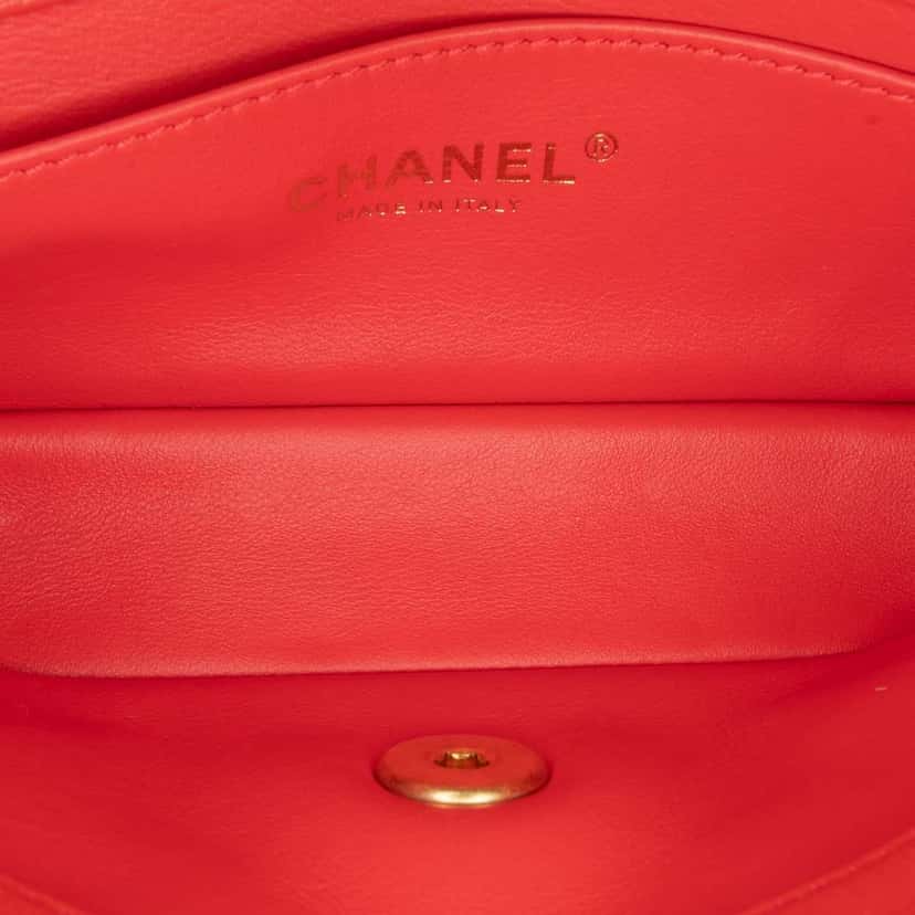 Chanel Small Quilted Lambskin Chain is More Flap Red Leather Good condition - Model View