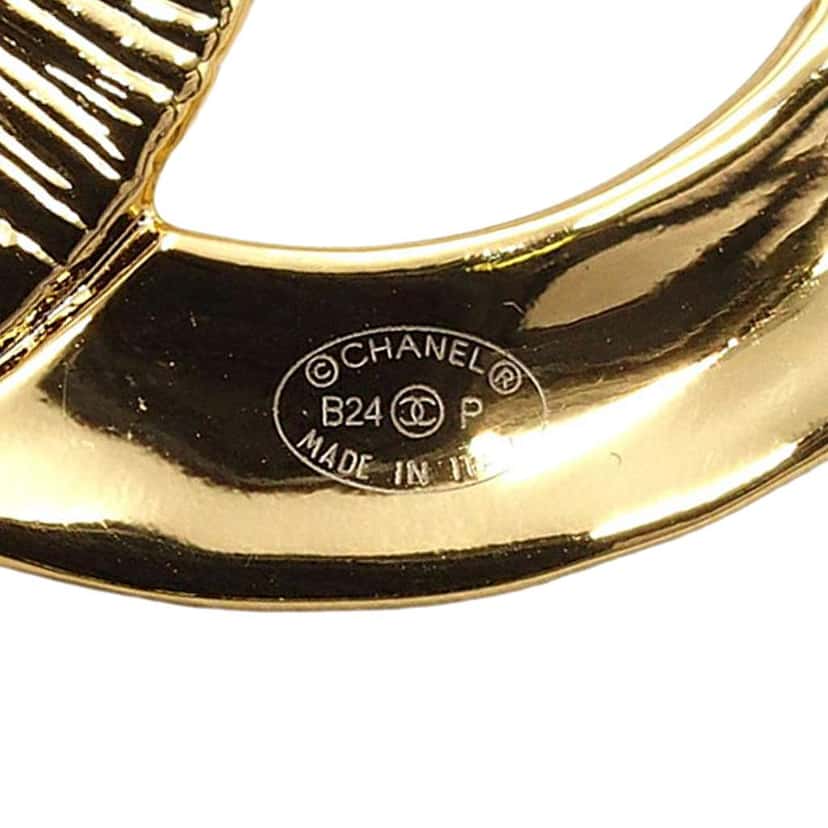 Chanel CC Gold Plated Enamel Brooch Gold Metal Good condition - Model View