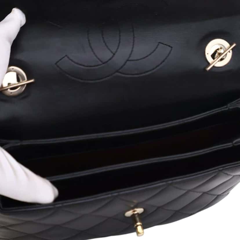 Chanel Small Quilted Lambskin Trendy CC Flap Black Leather Good condition - Box View