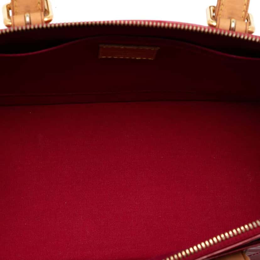 Louis Vuitton Monogram Vernis Rosewood Avenue Red Leather Good condition - Model View