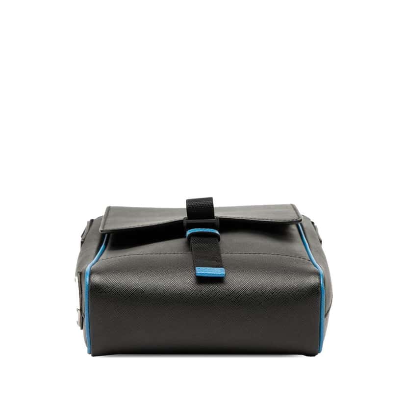 Prada Saffiano Buckle Messenger Bag Black Leather Good condition - Inside View