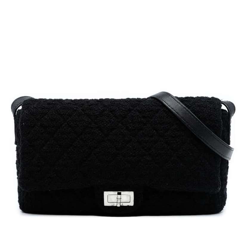 Chanel Jumbo Reissue 2.55 Quilted Tweed Easy Messenger Flap Black Tweed Good condition - Front View