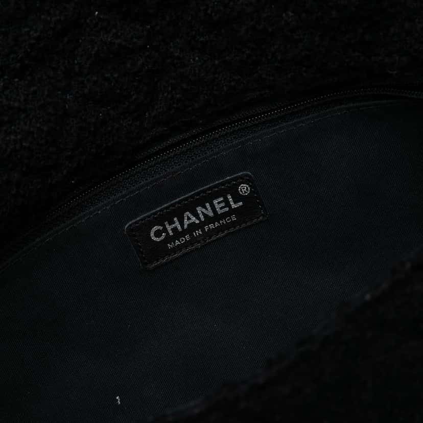 Chanel Jumbo Reissue 2.55 Quilted Tweed Easy Messenger Flap Black Tweed Good condition - Box View
