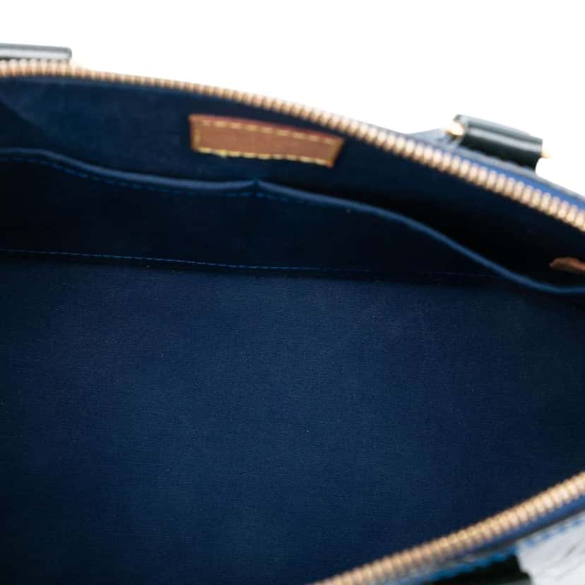 Louis Vuitton Monogram Vernis Alma PM Green Leather Good condition - Model View