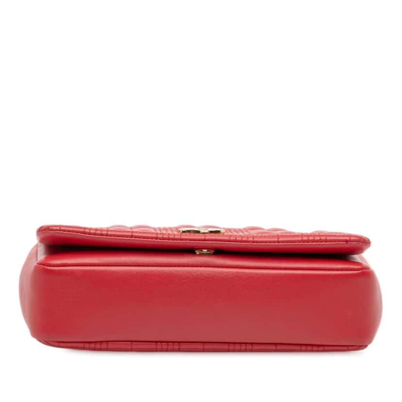 Burberry Small Quilted Lambskin Lola Crossbody Red Leather Very good condition - Inside View