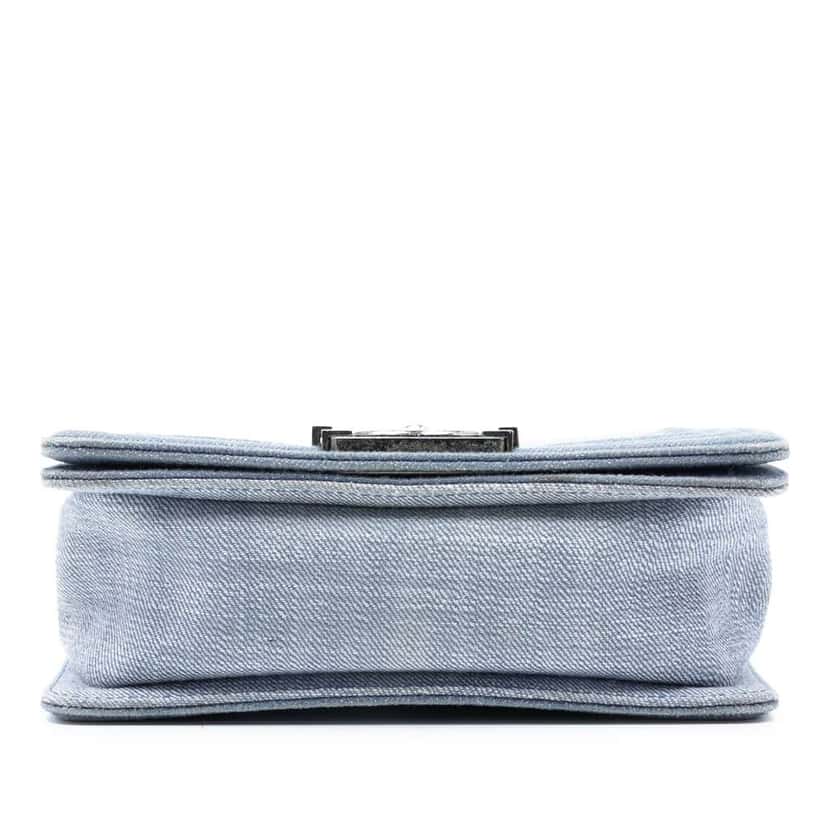 Chanel Small Chevron Denim Boy Flap Blue Denim Good condition - Inside View