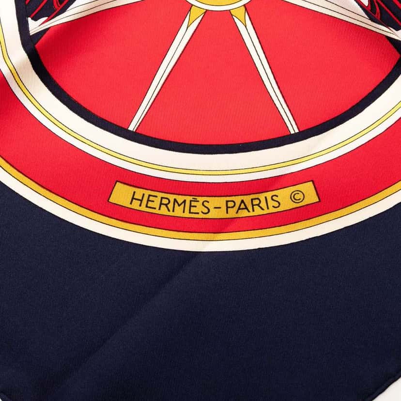 Hermès Washingtons Carriage Silk Scarf 90 Red Silk Very good condition - Inside View