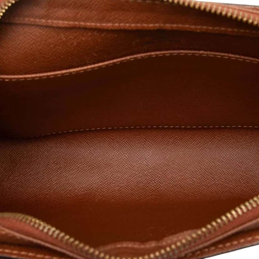 Louis Vuitton Monogram Orsay Brown Good condition - Model View