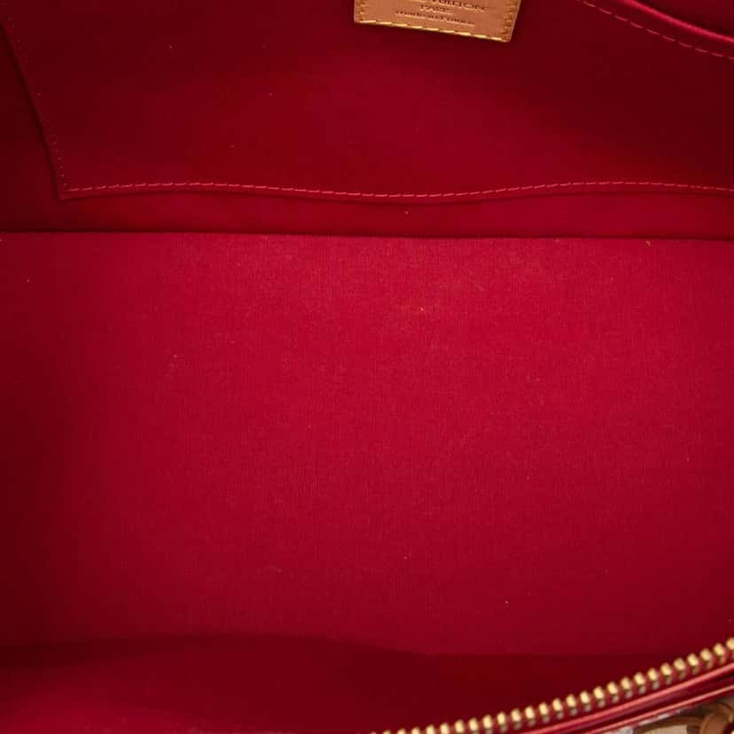 Louis Vuitton Monogram Vernis Rosewood Avenue Red Leather Very good condition - Model View
