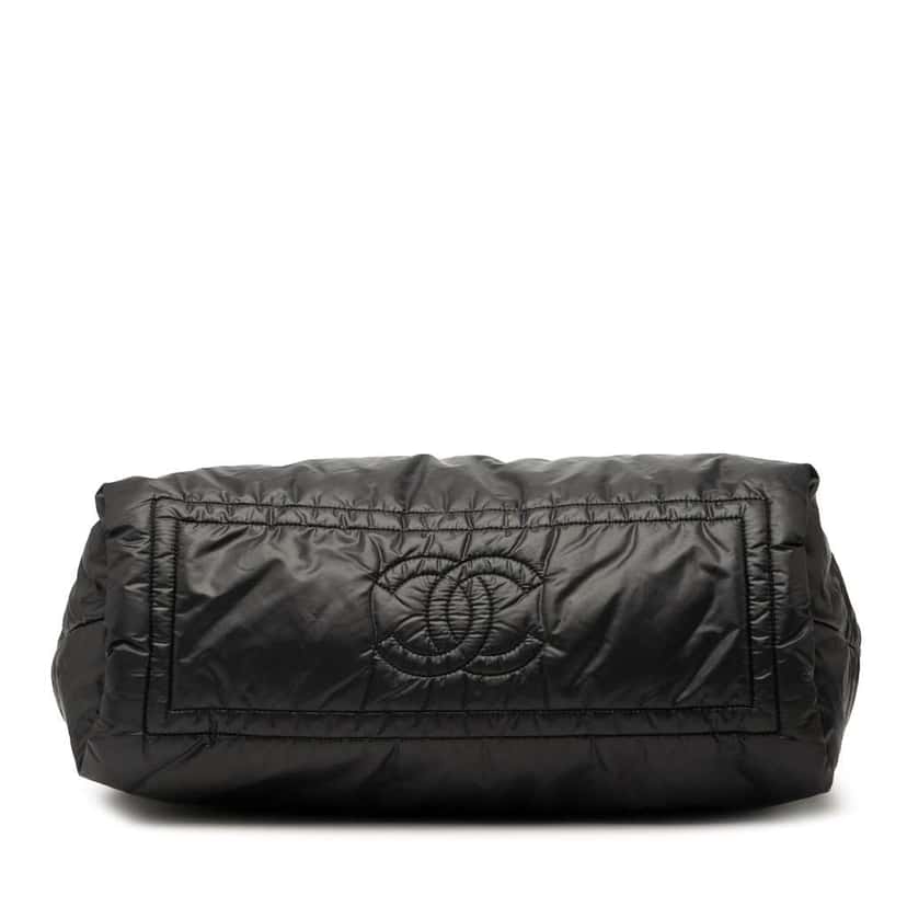 Chanel Medium Quilted Nylon Coco Cocoon Tote Black Good condition - Inside View