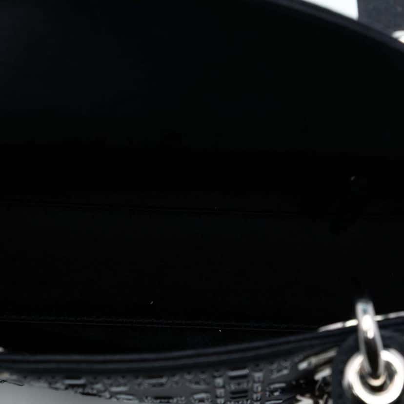 Dior Mini Satin Cannage Strass Crystal Embellished Lady Dior Black Satin Very good condition - Model View