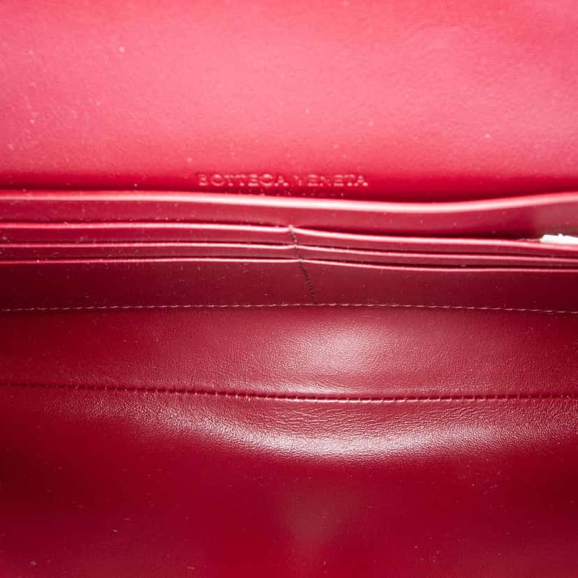 Bottega Veneta Lambskin Intrecciato Andiamo Clutch Red Leather Good condition - Model View