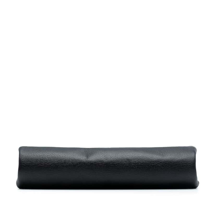 Chanel CC Quilted Calfskin Hamptons Foldover Flap Black Leather Good condition - Inside View
