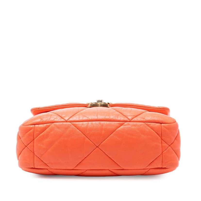 Chanel Medium Lambskin 19 Flap Orange Leather Very good condition - Inside View