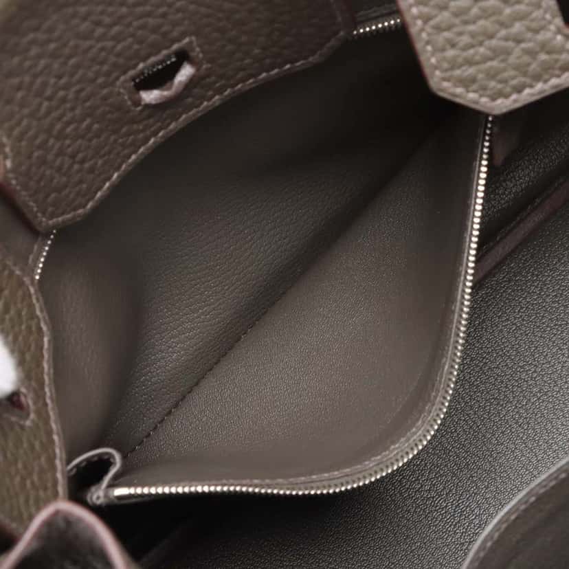 Hermès Limited Edition Fjord Barenia Birkin Club Retourne 30 Green Leather Good condition - Model View