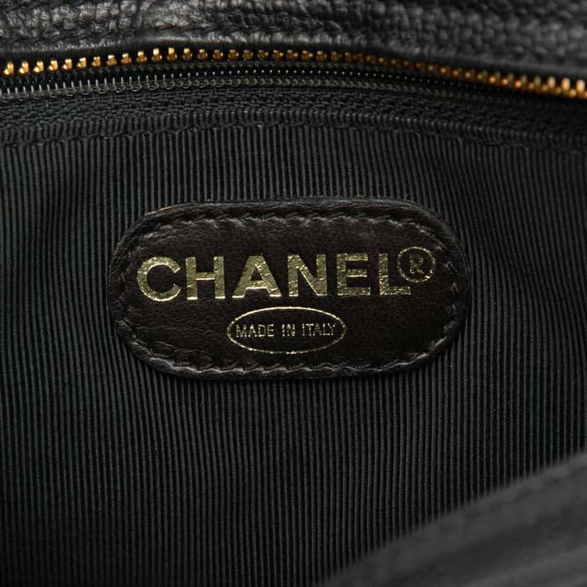 Chanel Caviar Logo Chain Shoulder Bag Black Leather Very good condition - Box View