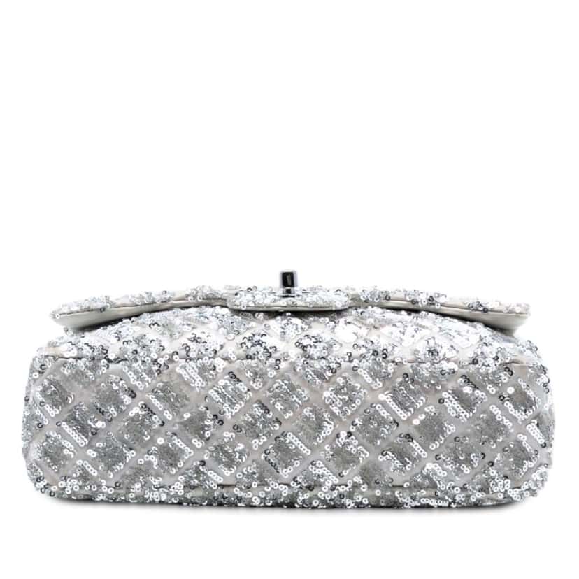 Chanel Medium Classic Satin and Sequin Single Flap Silver Satin Good condition - Inside View
