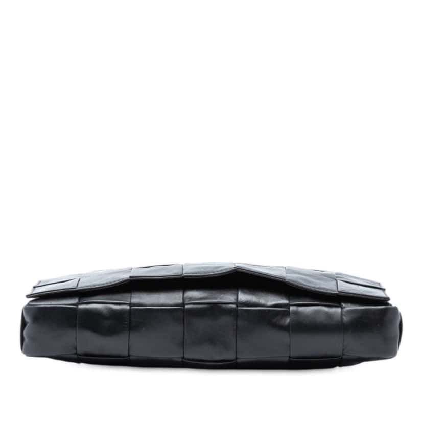 Bottega Veneta Stretch Paper Calfskin Intrecciato Cassette Crossbody Black Leather Good condition - Inside View