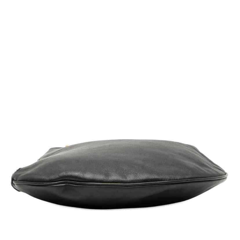 Fendi Leather Oyster Shoulder Bag Black Leather Good condition - Inside View