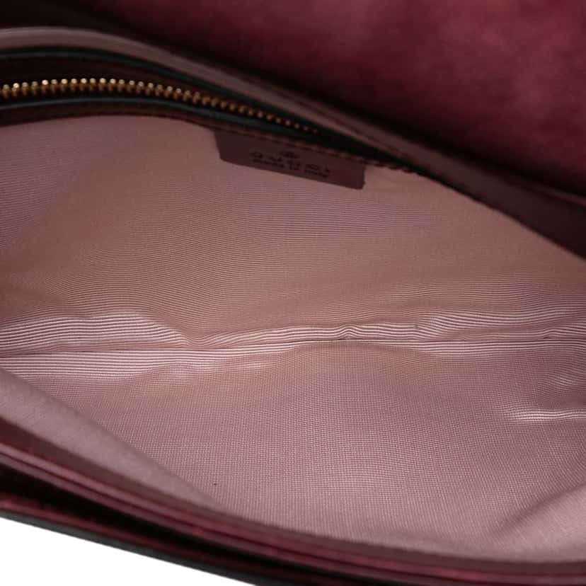 Gucci Medium Suede Arli Crossbody Red Leather Good condition - Model View