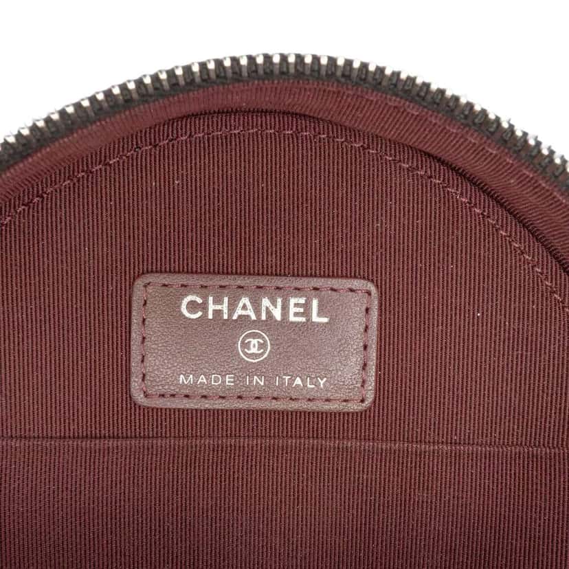 Chanel CC Quilted Caviar Round Clutch With Chain Black Leather Good condition - Box View