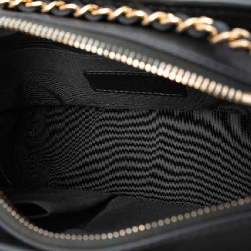 Chanel Small Chevron Aged Calfskin Gabrielle Hobo Grey Leather Good condition - Model View
