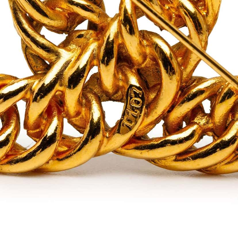 Chanel Gold Plated CC Chain Brooch Gold Metal Good condition - Model View