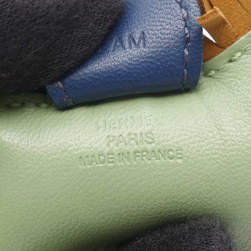 Hermès Milo Lambskin GriGri Rodeo Bag Charm PM Green Leather Very good condition - Inside View