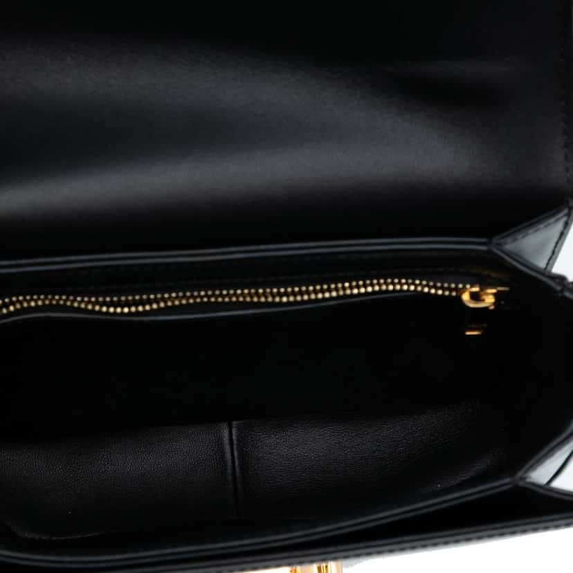 Celine Teen Shiny Calfskin Triomphe Crossbody Black Leather Good condition - Model View