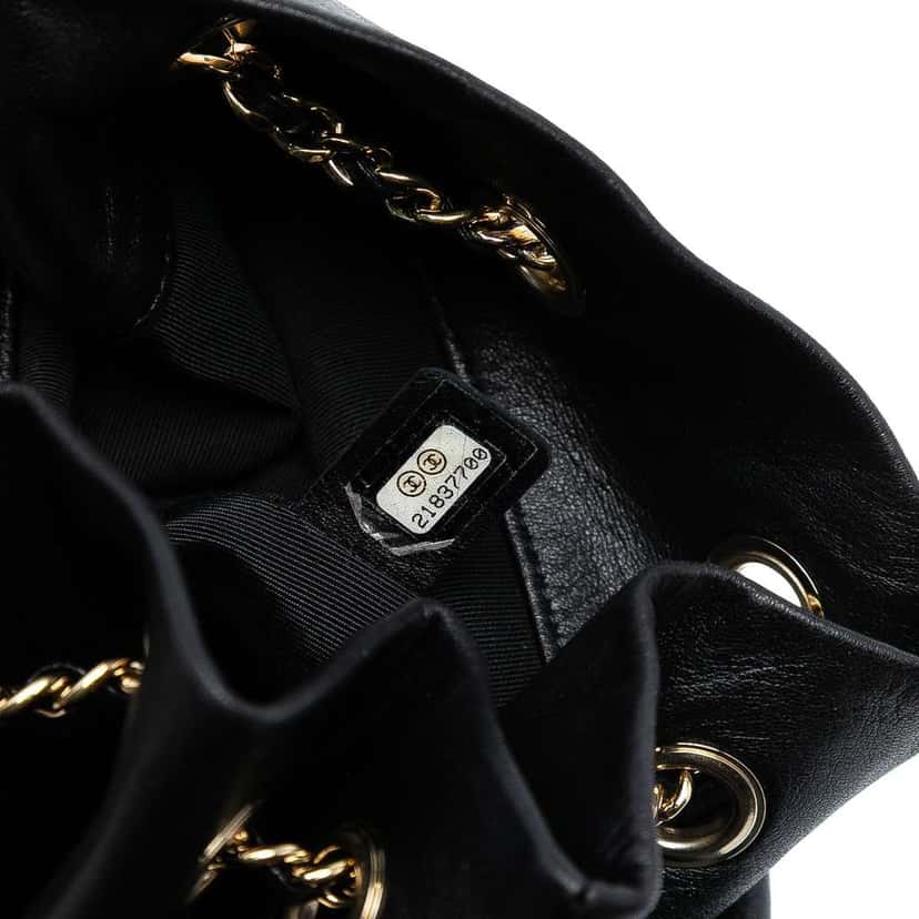 Chanel Large Quilted Lambskin In Seoul Backpack Black Leather Good condition - Box View