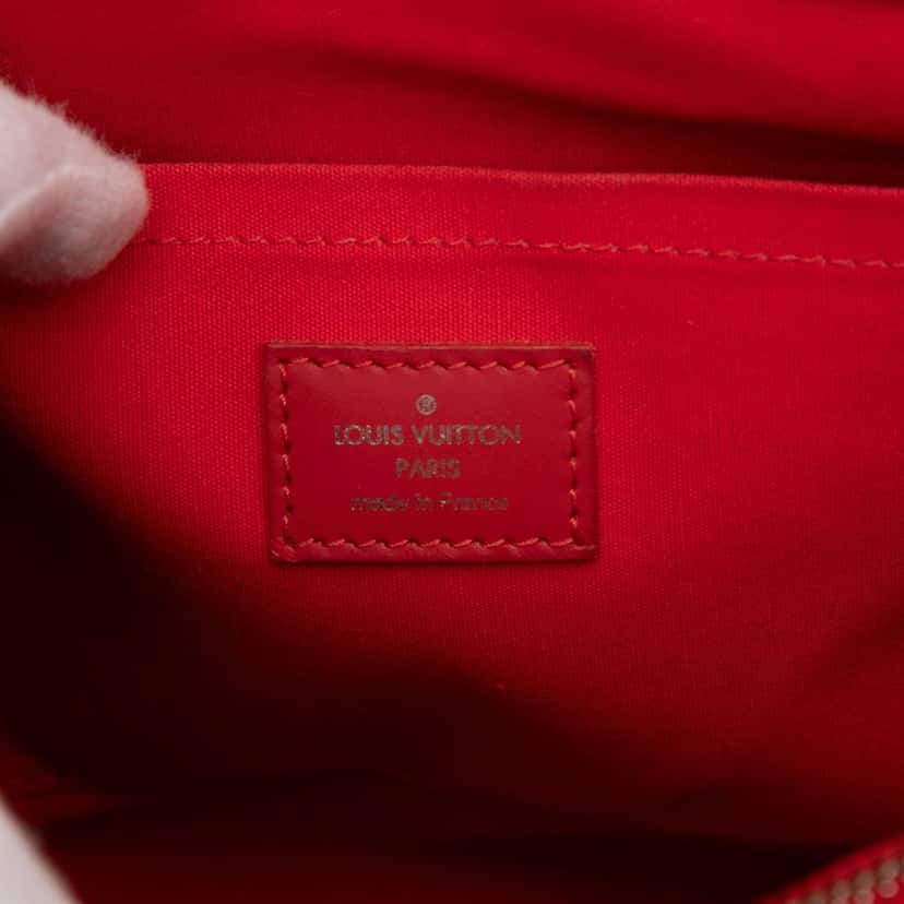 Louis Vuitton Epi Passy GM Red Leather Good condition - Box View