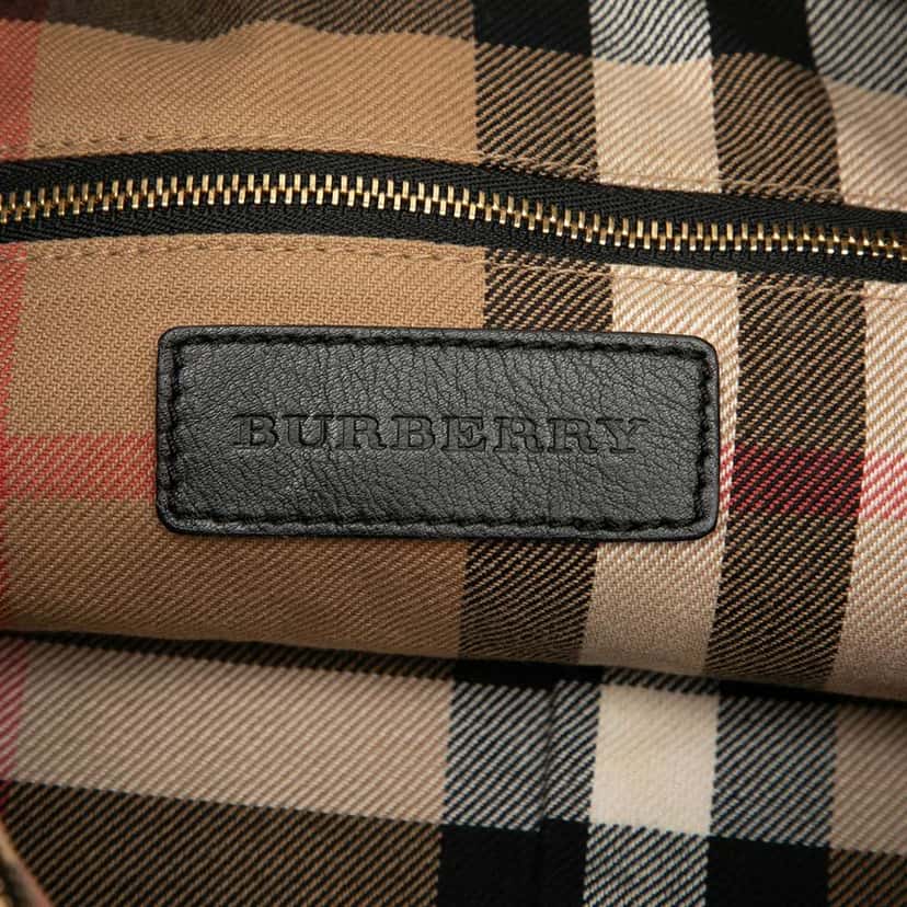Burberry Leather Big Crush Shoulder Bag Black Leather Good condition - Box View